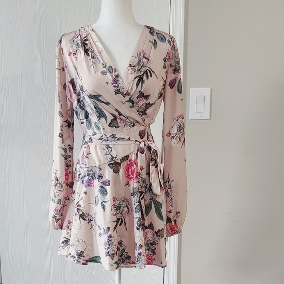 Majorelle Revolve Tropicana wrap Dress - Picture 3 of 11